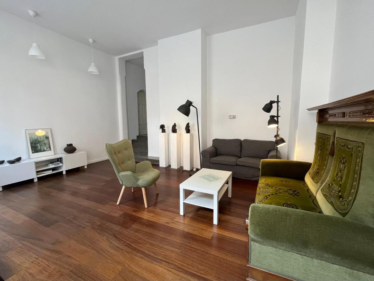 Ferienwohnung Wohnen Mit Kuenstlerflair In Muenchen Exterior foto